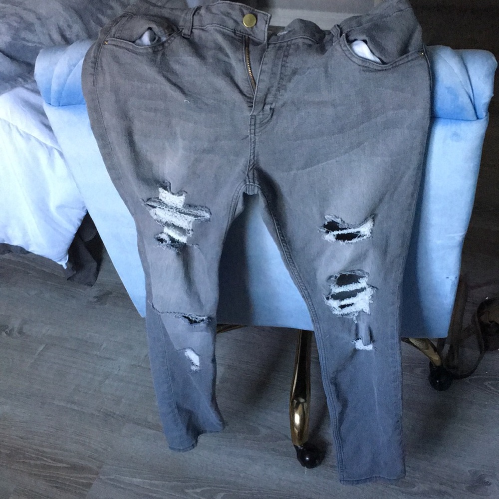 h&m ripped skinny jeans